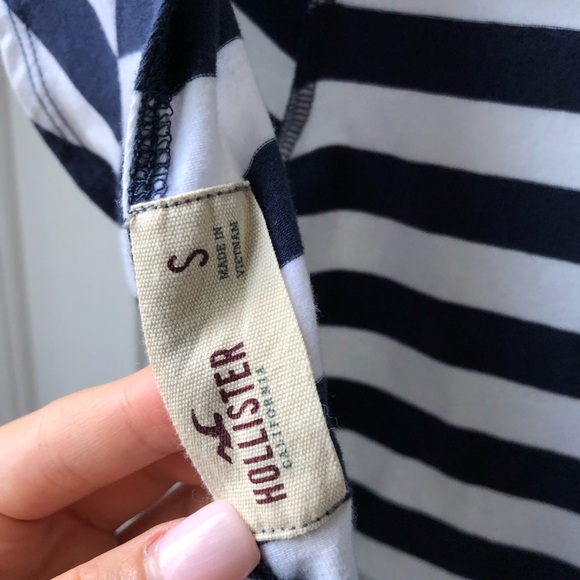 Navy & White Striped Crop Top w/ Bow - Picture 6 of 6